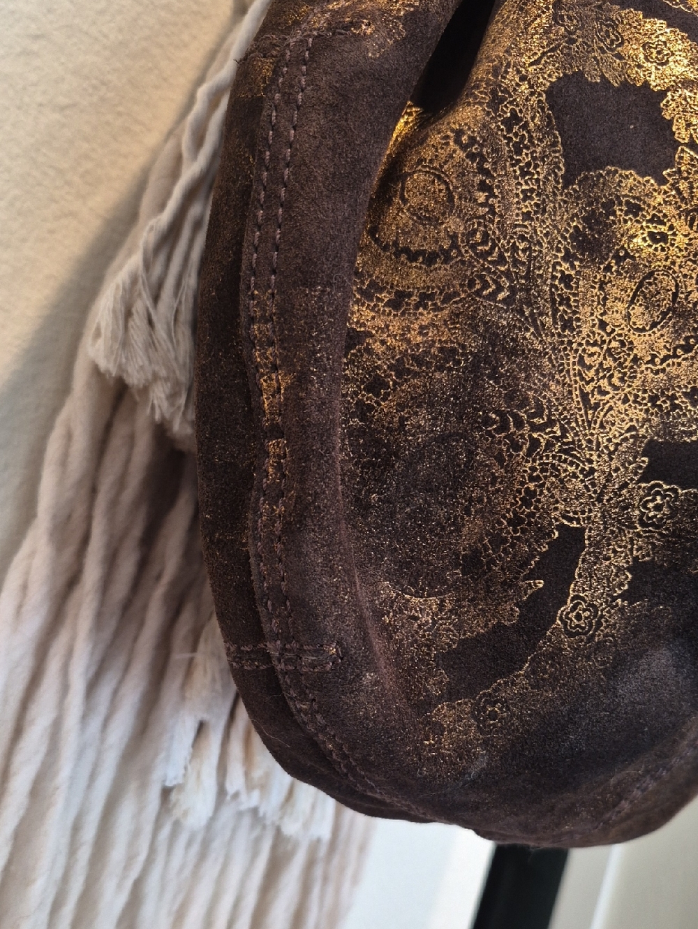 Lucky Brand Brown Suede & Gold Foilage Pleated Detail Bohemian Hobo Shoulder Bag - Picture 3 of 16